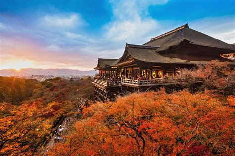 Kiyomizu-Deran Ennen Ajan Kiinalaisen Vaikutus ja Japanin Buddhalaisuuden Kehittyminen: